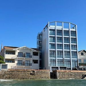 Les Vagues Hotel & Spa
